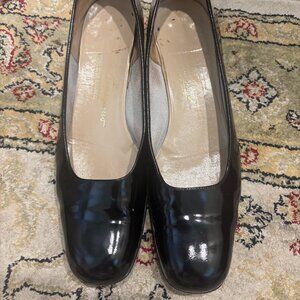 Ferragamo Black Patent Leather Pumps